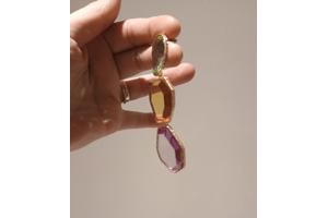 Mooi nieuwe oorbellen. Ze zijn echt niet zwaar om te dragen