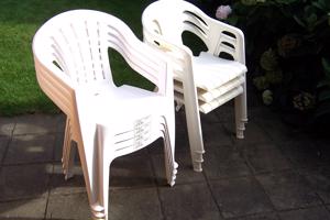 Party stoelen kunststof gratis afhalen