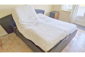 Bed 160 x 200 cm met nachtkastjes