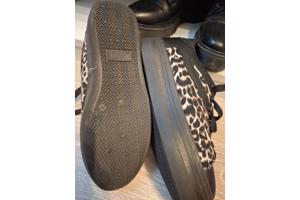 Panter gympen met hogere zool