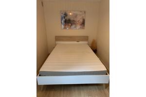 Bed 140x200 (met matras)