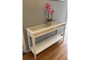 IKEA sidetable