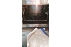 Professionele Atag hetelucht oven op 220 volt