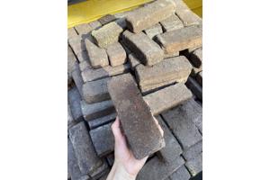 Ijsselsteentjes / Steentjes / Bricks