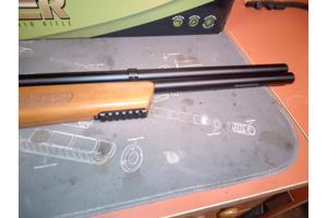 Air Venturi Avenger wood .22