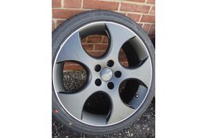 18 Inch GTI Black Velgen en Banden Steek 5x112