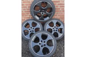 18 Inch GTI Black Velgen en Banden Steek 5x112