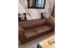 Lederlook Chesterfield