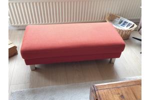 Leolux bank en bijbehorende poef