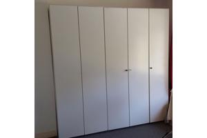 witte opbergkast  hang/leg