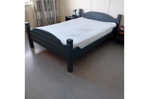 Tweepersoons bed 140 200