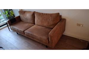 2,5 zits bank in kleur cognac