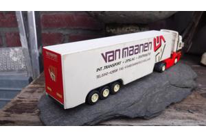 Leuke model truck van van Maanen