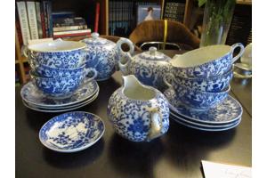 Zeer mooi blauw koffieserviesje