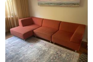 Oranje BIJENKORF bank met chaise longue