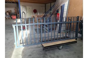 dubbele poort met schade circa 6m