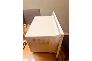 second hand microwaive