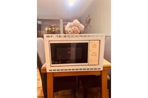 second hand microwaive