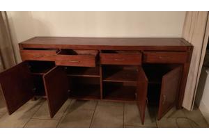 kersen houten dressoir kast en tafels