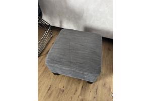 Gratis 2zits bank met hocker 6 eetkamerstoelen