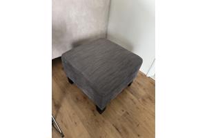Gratis 2zits bank met hocker 6 eetkamerstoelen