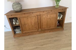 Prachtige servies/opbergkast met schuifdeurtjes