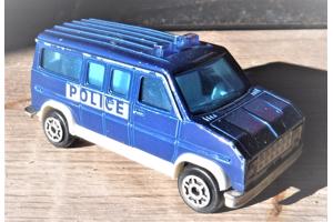 Majorette Ford E 350 politie bus 1