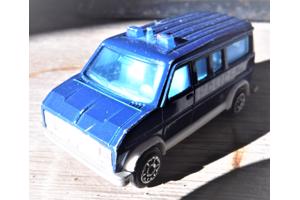Majorette Ford E 350 politie bus 1
