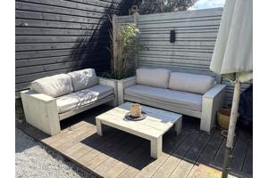 Houten tuinset met kussens incl.tafel