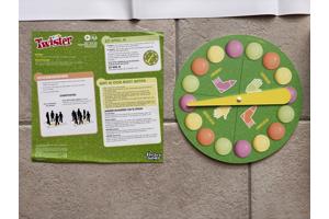 Twister Mentos ( Hasbro Games  2025) nieuw ongebruikt
