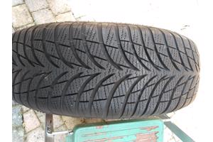 winterbanden 195/65 R15 met velgen met 5 boutgaten