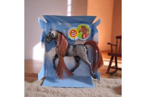 Little horse speelpaard zwart grijs gevlekt bruin haar