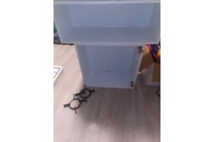 3 keukenkasten 1 met deur