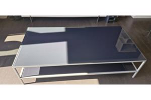 Moderne salontafel en sidetable