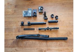 Dempers, Kijkertje en geweerriem.