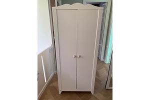 Kledingkast kinderkamer