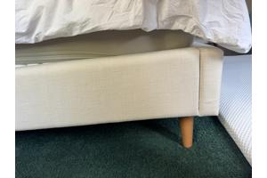Tweepersoonsbed (lattenbodem, zonder matras)
