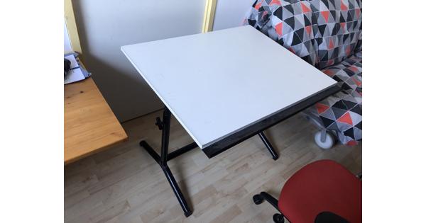 Teken/hobbytafel 95x75 cm in Pijnacker Huis en Inrichting, Tafels en