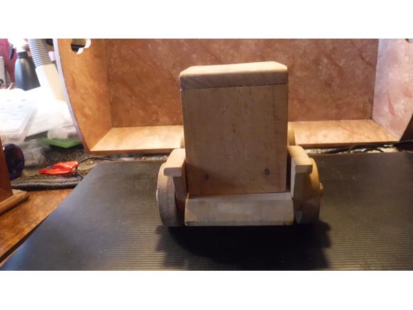 Clasieke houten auto K