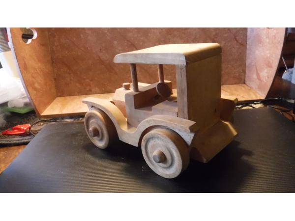 Clasieke houten auto K