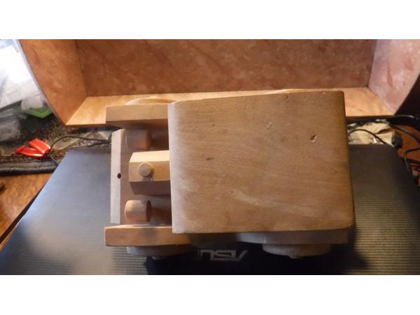 Clasieke houten auto K