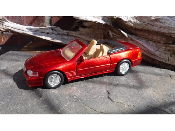 Welly Mercedes cabrio SL 500