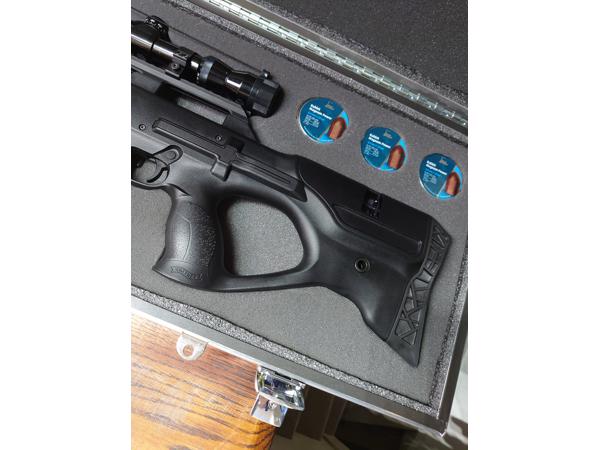 Walther Reign M2 pcp bullpup en veel accessoires