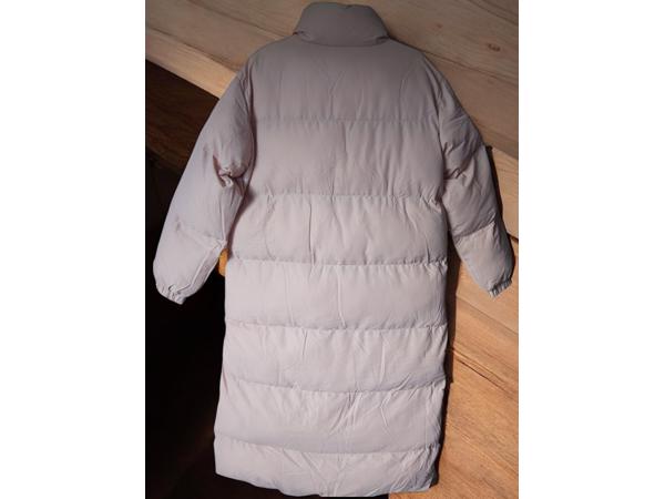 White Icy lange winterjas roze XS / 34 (Let op heeft 1 manke