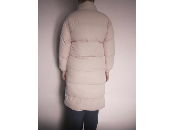 White Icy lange winterjas roze XS / 34 (Let op heeft 1 manke