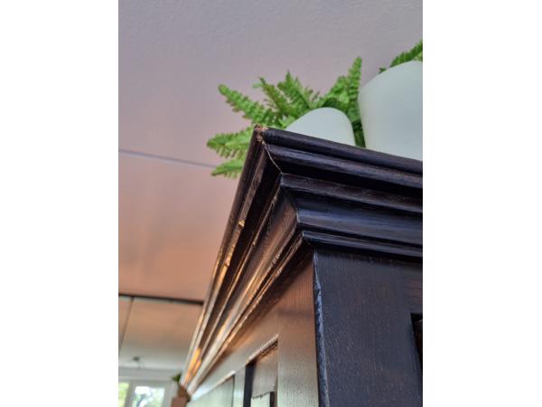 Donker eiken Jagerskast