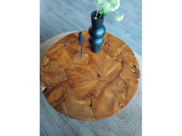 Mooi robuust salontafel van mangohout. D:80cm