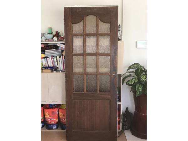 Klassieke hardhouten deur