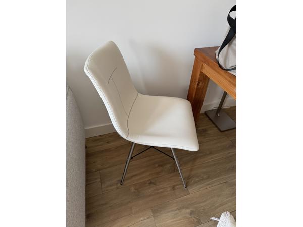 4 witte eetkamer stoelen