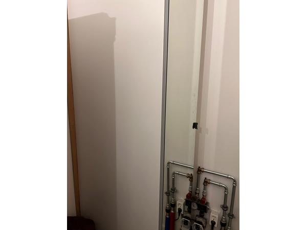 Ikea hang kast met spiegel
